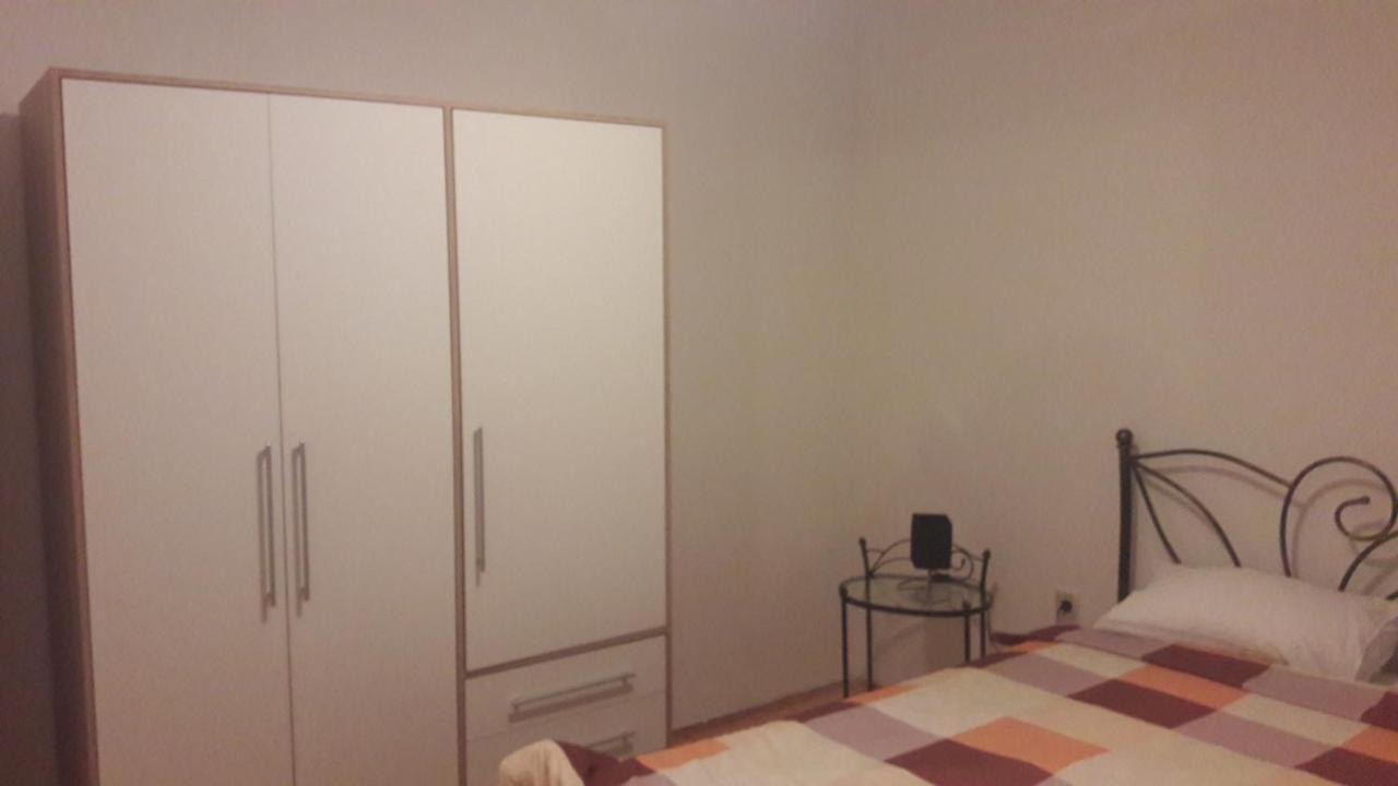 Apartment Piranhe Bagian luar foto